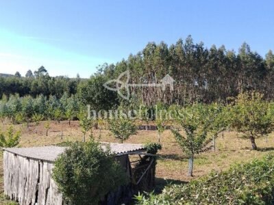 Se vende impresionante casa gallega en Somozas
