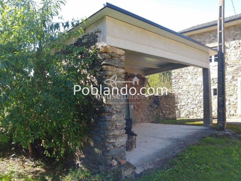 Se vende impresionante casa gallega en Somozas