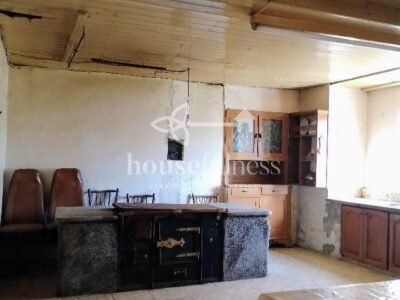 Se vende impresionante casa gallega en Somozas