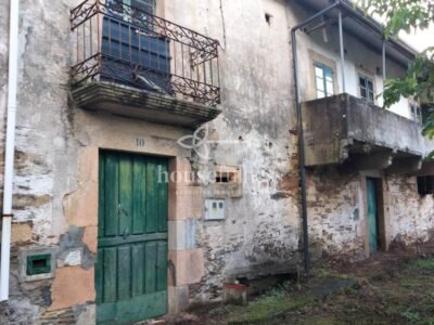 Casa rústica para reformar en Lugo