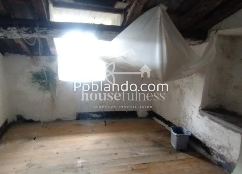 Gran Casa para reformar en La Graña, frente a la playa