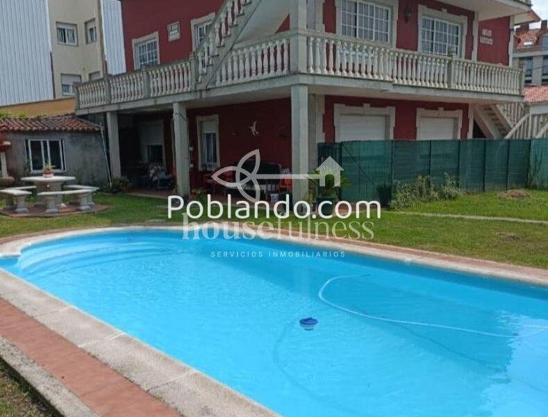 CASA CON JARDÍN EN ARES