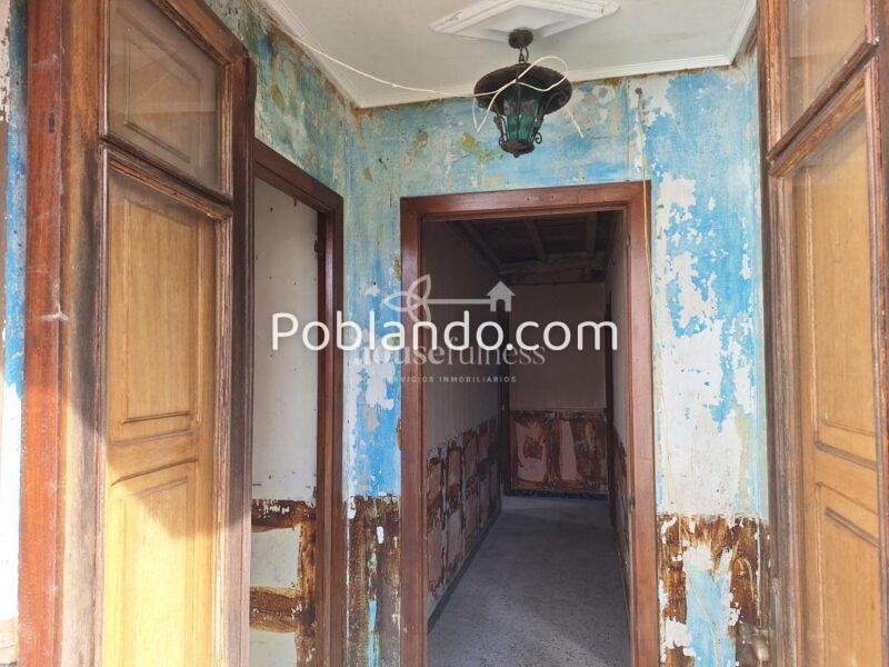 Casa de piedra en el mirador de Fene