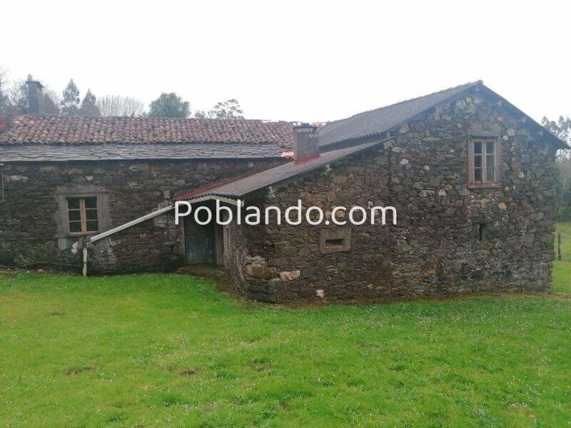 CASA DE PUEBLO EN CERDIDO