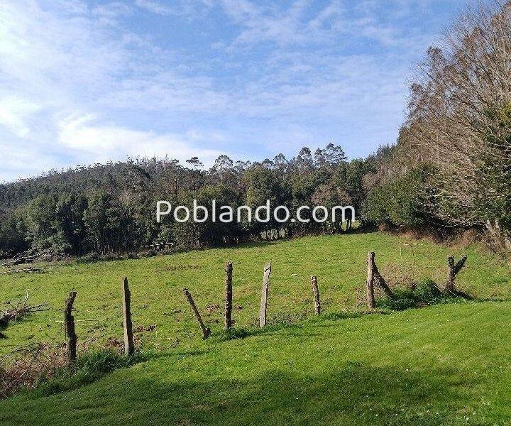 CASA DE PUEBLO EN CERDIDO