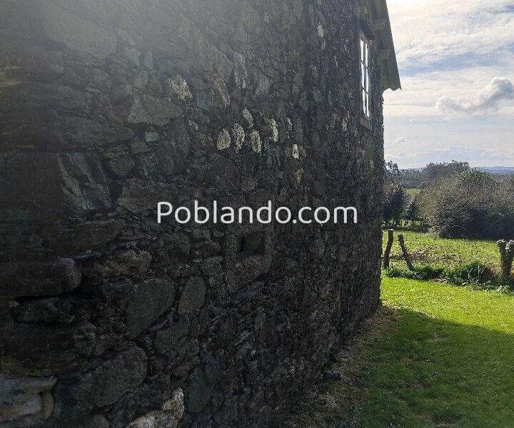 CASA DE PUEBLO EN CERDIDO