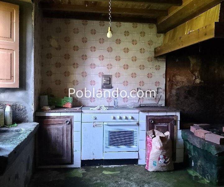 CASA DE PUEBLO EN CERDIDO