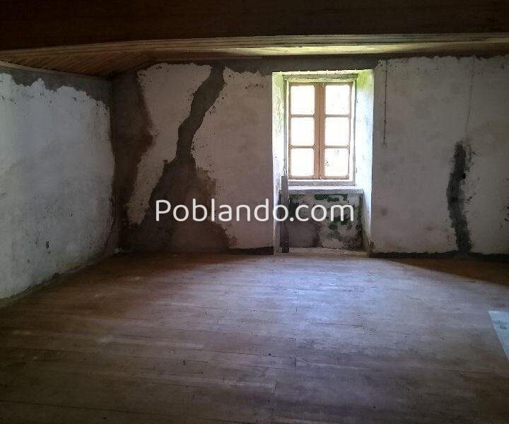 CASA DE PUEBLO EN CERDIDO