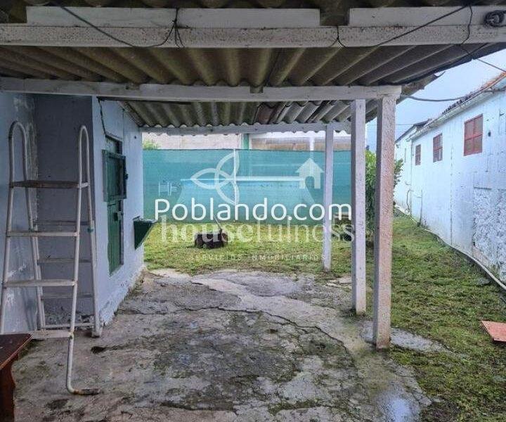 Casa para rehabilitación integral en terreno urbano