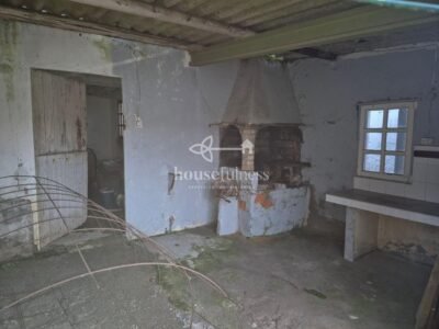 Casa para rehabilitación integral en terreno urbano