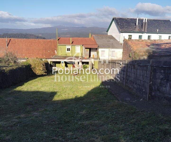 CASA CON DOS PISOS EN VILLARRUBE