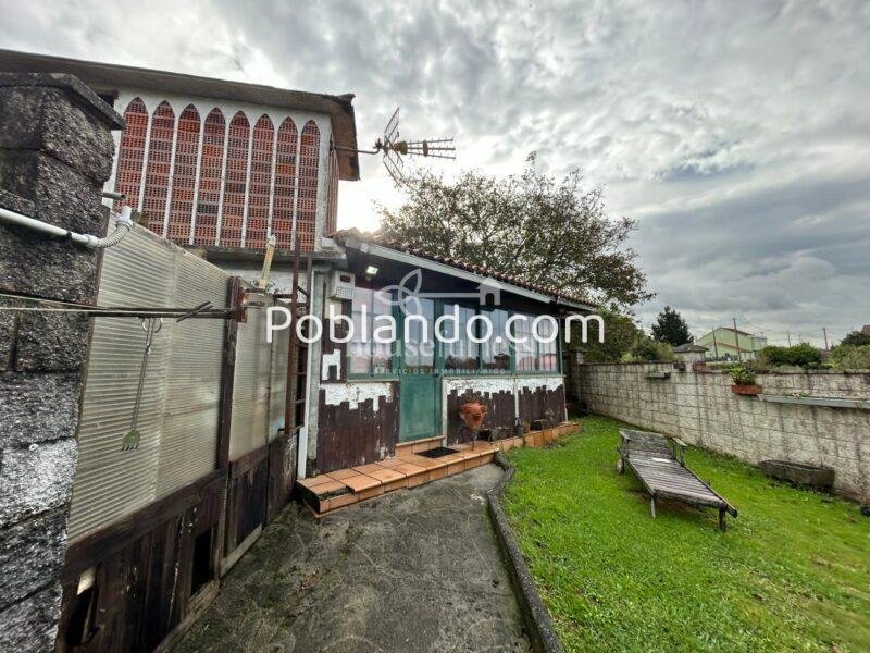 CASA CON MESÓN EN NARÓN