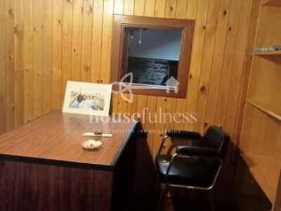 CASA CON MESÓN EN NARÓN