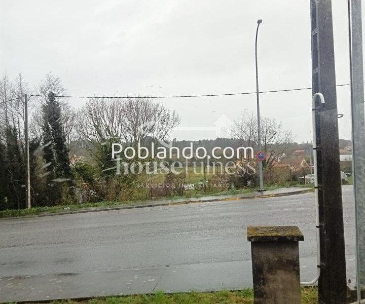 CASA CON MESÓN EN NARÓN