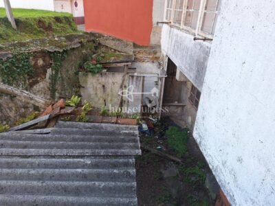 CASA PARA REHABILITAR O SOLAR PARA CONSTRUIR