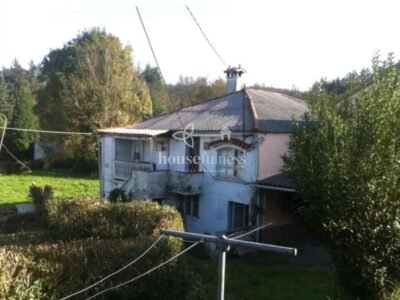 CASA A LA VENTA EN FENE PARA REFORMAR