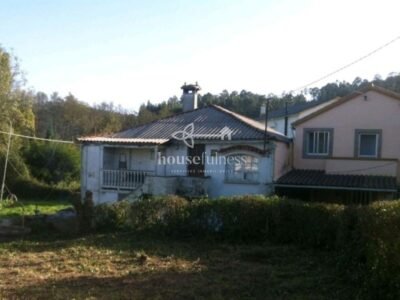 CASA A LA VENTA EN FENE PARA REFORMAR