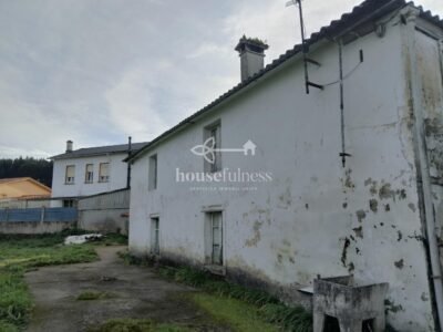 CASA A LA VENTA EN FENE PARA REFORMAR