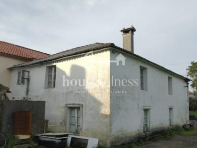 CASA A LA VENTA EN FENE PARA REFORMAR