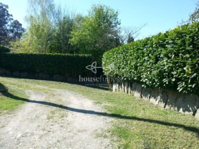 Espectacular finca con proyecto en Fene