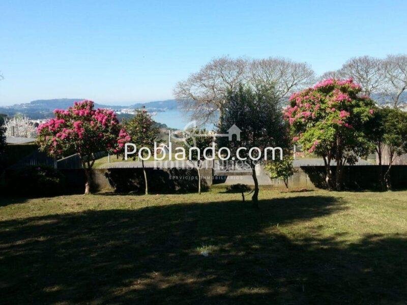 Espectacular finca con proyecto en Fene