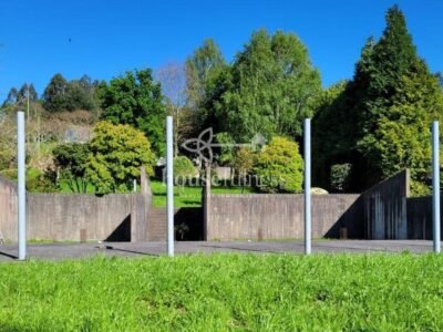Espectacular finca con proyecto en Fene