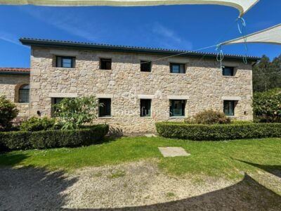 IMPRESIONANTE CHALET EN CABAÑAS