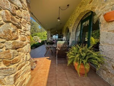 IMPRESIONANTE CHALET EN CABAÑAS