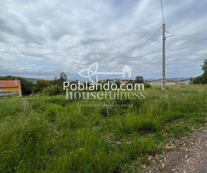 TERRENO EDIFICABLE EN NARÓN