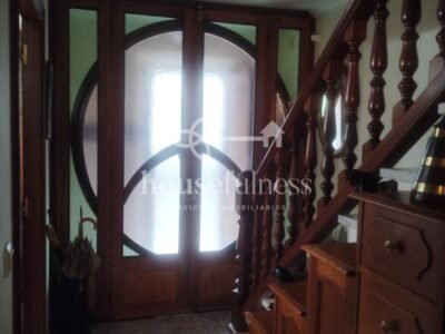 CASA EN ARES A POCOS METROS DE LA PLAYA - PARA ENTRAR A VIVIR -