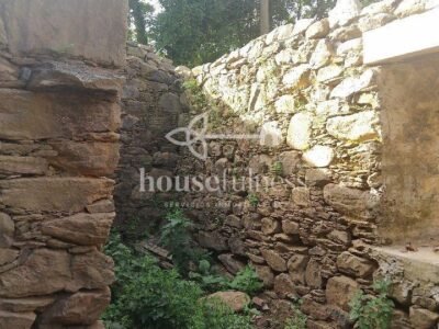 Casa de piedra en Cerdido para reformar integral
