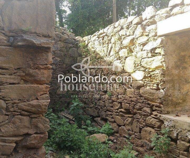 Casa de piedra en Cerdido para reformar integral