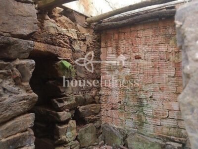 Casa de piedra en Cerdido para reformar integral
