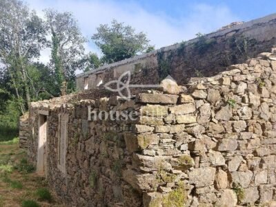 Casa de piedra en Cerdido para reformar integral