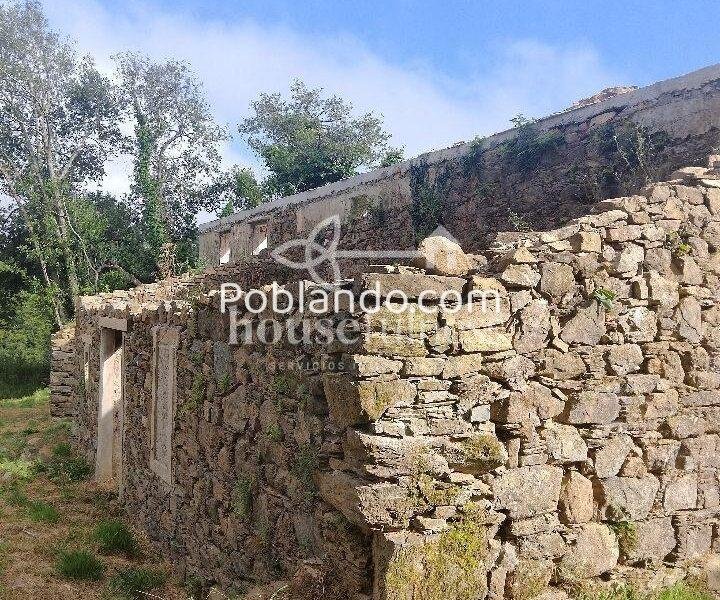 Casa de piedra en Cerdido para reformar integral