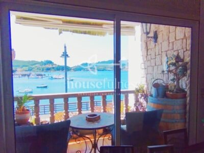 CASA CON VISTAS AL MAR EN MUGARDOS