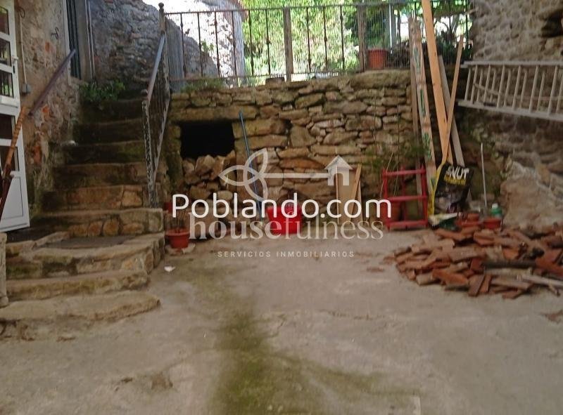 CASA DE PIEDRA EN O PIEIRO, DONIÑOS