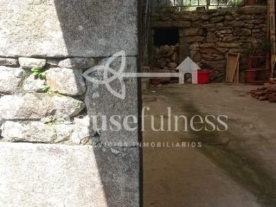 CASA DE PIEDRA EN O PIEIRO, DONIÑOS