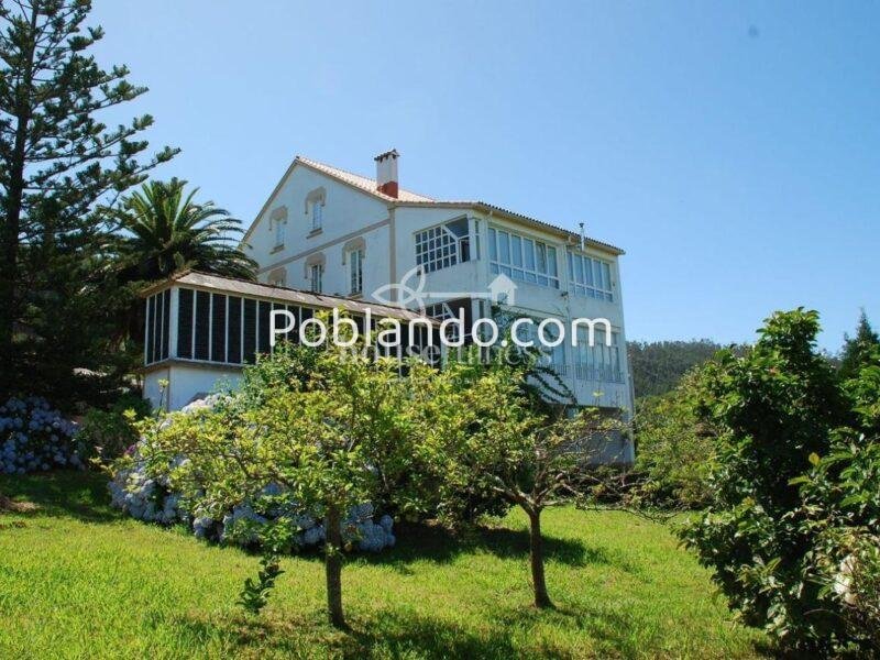 IMPRESIONANTE CASA EN PANTÍN