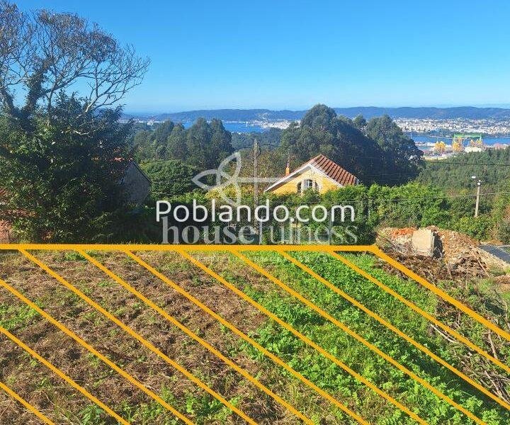 Terreno urbano en Fene con vistas únicas a la ría de Ferrol