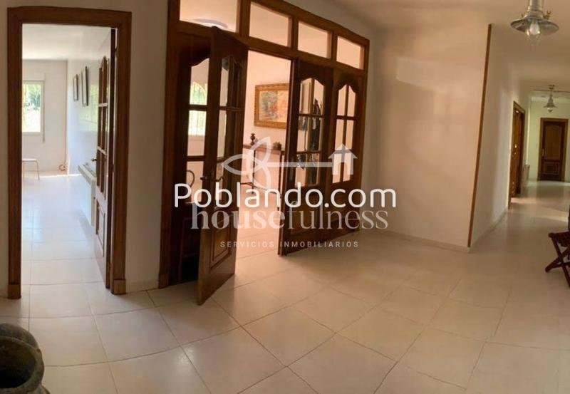 Increíble chalet con amplia finca en Vilasanche