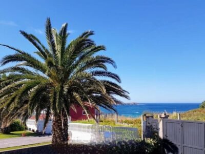CASA EN VALDOVIÑO CON VISTAS AL MAR