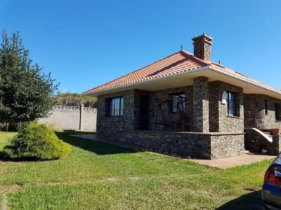 CASA EN VALDOVIÑO CON VISTAS AL MAR