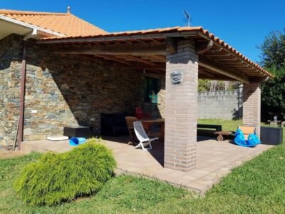 CASA EN VALDOVIÑO CON VISTAS AL MAR