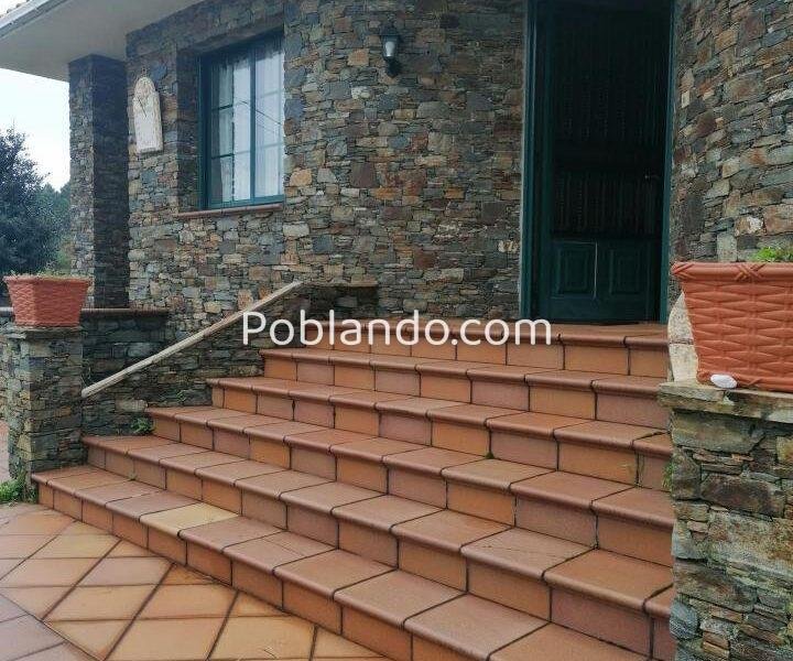 CASA EN VALDOVIÑO CON VISTAS AL MAR