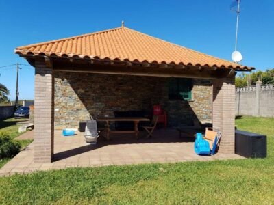 CASA EN VALDOVIÑO CON VISTAS AL MAR