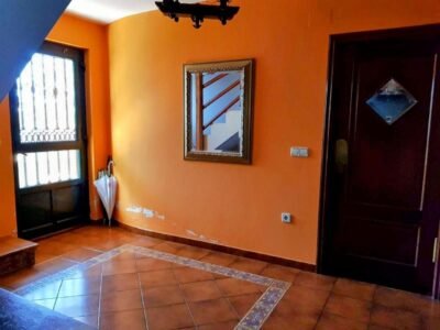 CASA EN VALDOVIÑO CON VISTAS AL MAR