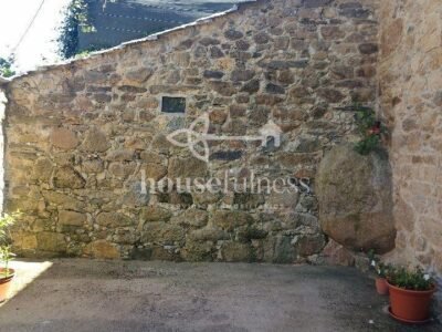 Preciosa casa en Ferrol con garaje y casa de invitados