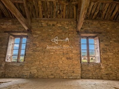 CASAS DE PIEDRA EN MOECHE - PARA REHABILITAR - OPORTUNIDAD -