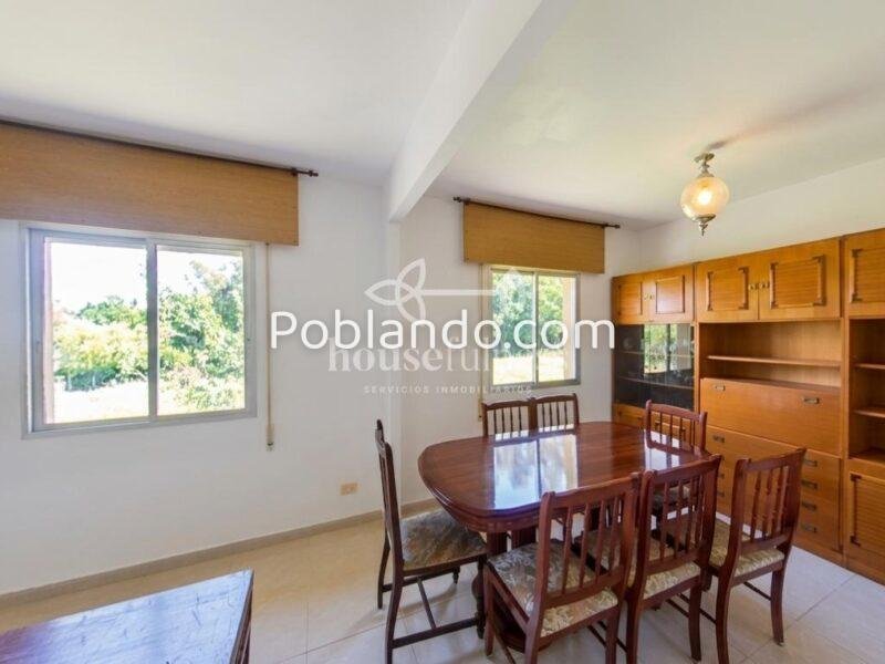 Casa luminosa y lista para entrar a vivir en entorno tranquilo